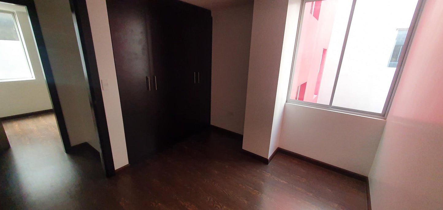 SE VENDE DEPARTAMENTO A ESTRENAR SECTOR SOLCA - CALLE NIELSEN
