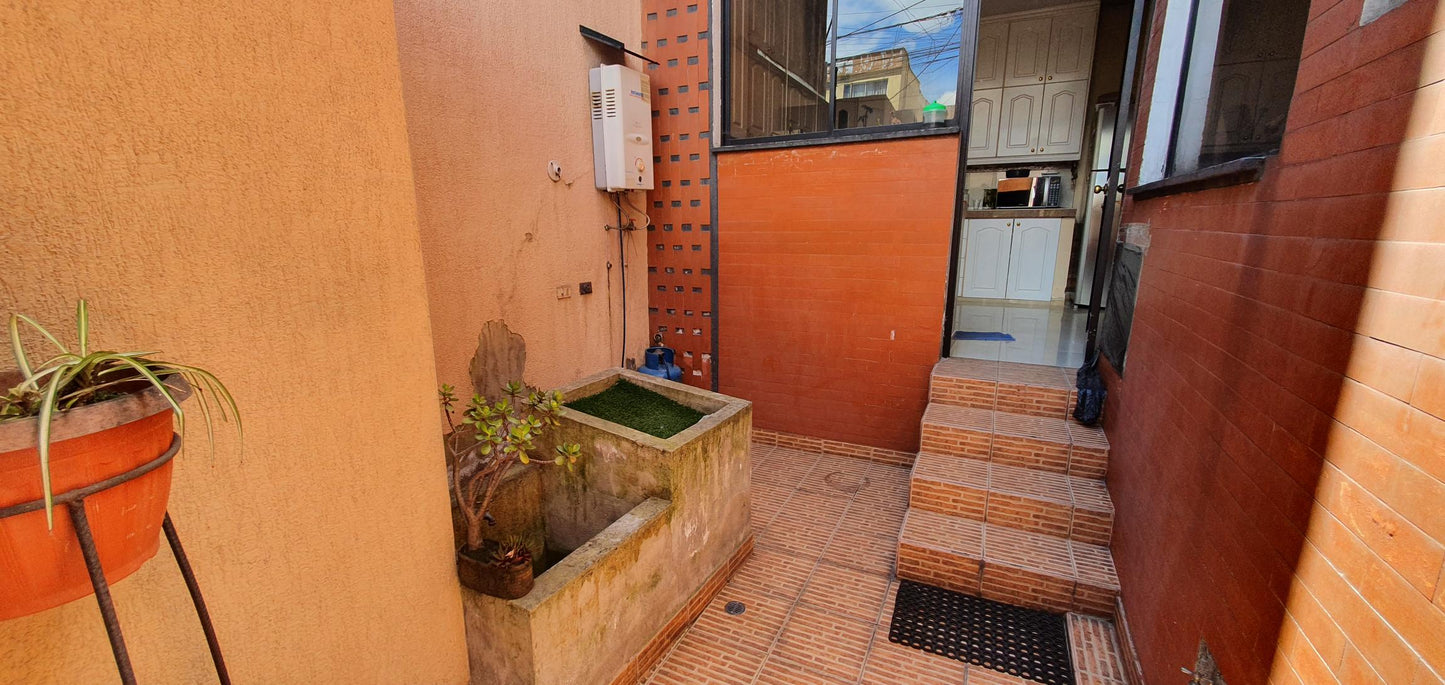 Se Vende Casa o Edificio Sector Colegio Aeronautico