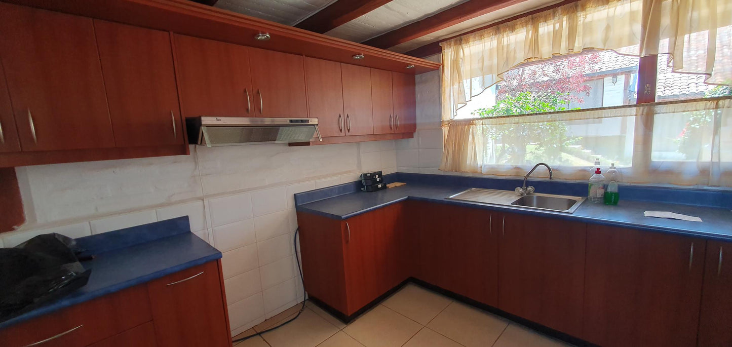 SE VENDE CASA EN LA PARROQUI DE SANGOLQUÍ, CANTÓN RUMIÑAHUI.