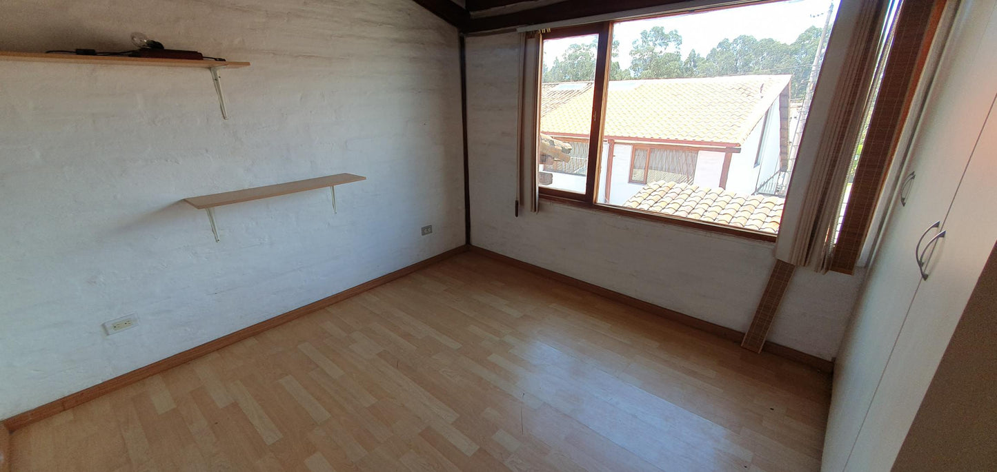 SE VENDE CASA EN LA PARROQUI DE SANGOLQUÍ, CANTÓN RUMIÑAHUI.