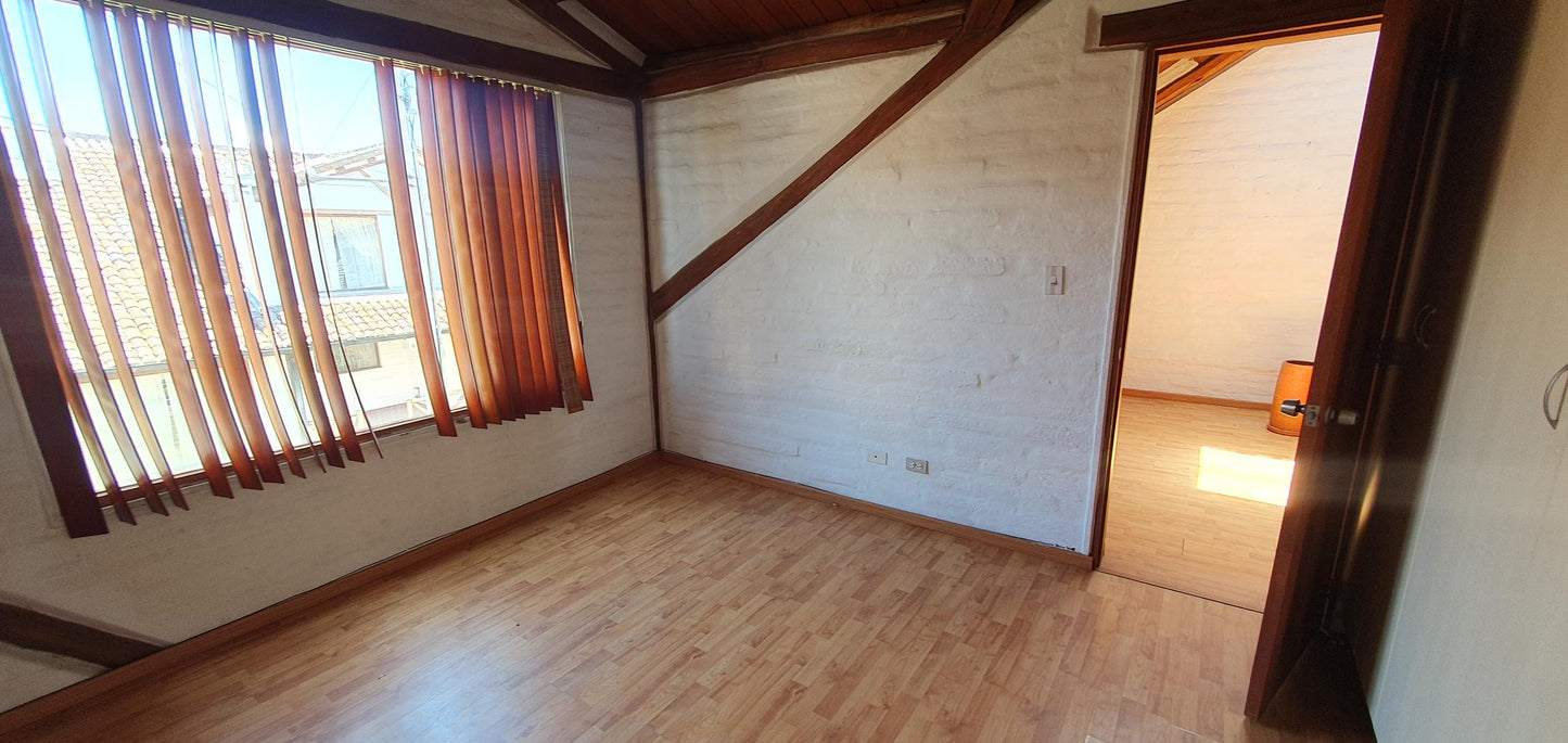 SE VENDE CASA EN LA PARROQUI DE SANGOLQUÍ, CANTÓN RUMIÑAHUI.