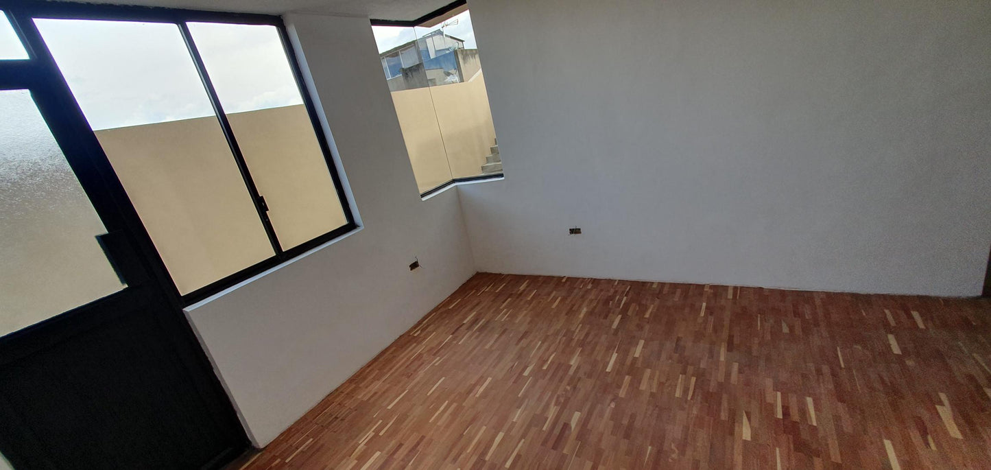 SE VENDE DEPARTAMENTO DUPLEX SECTOR MARCOS JOFRE - UNION NACIONAL