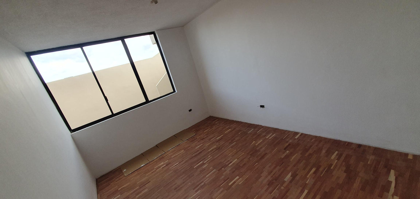 SE VENDE DEPARTAMENTO DUPLEX SECTOR MARCOS JOFRE - UNION NACIONAL