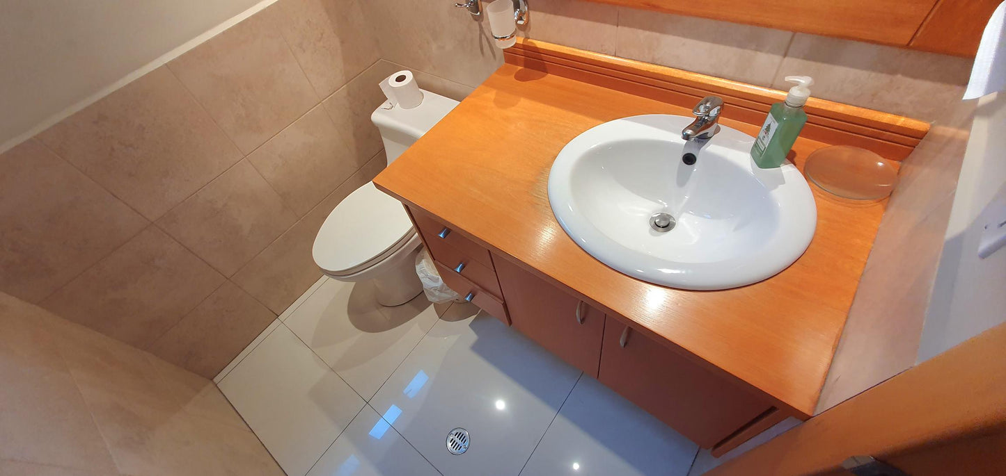 Se Vende Oficina Sector Megamaxi Av. 6 de Diciembre