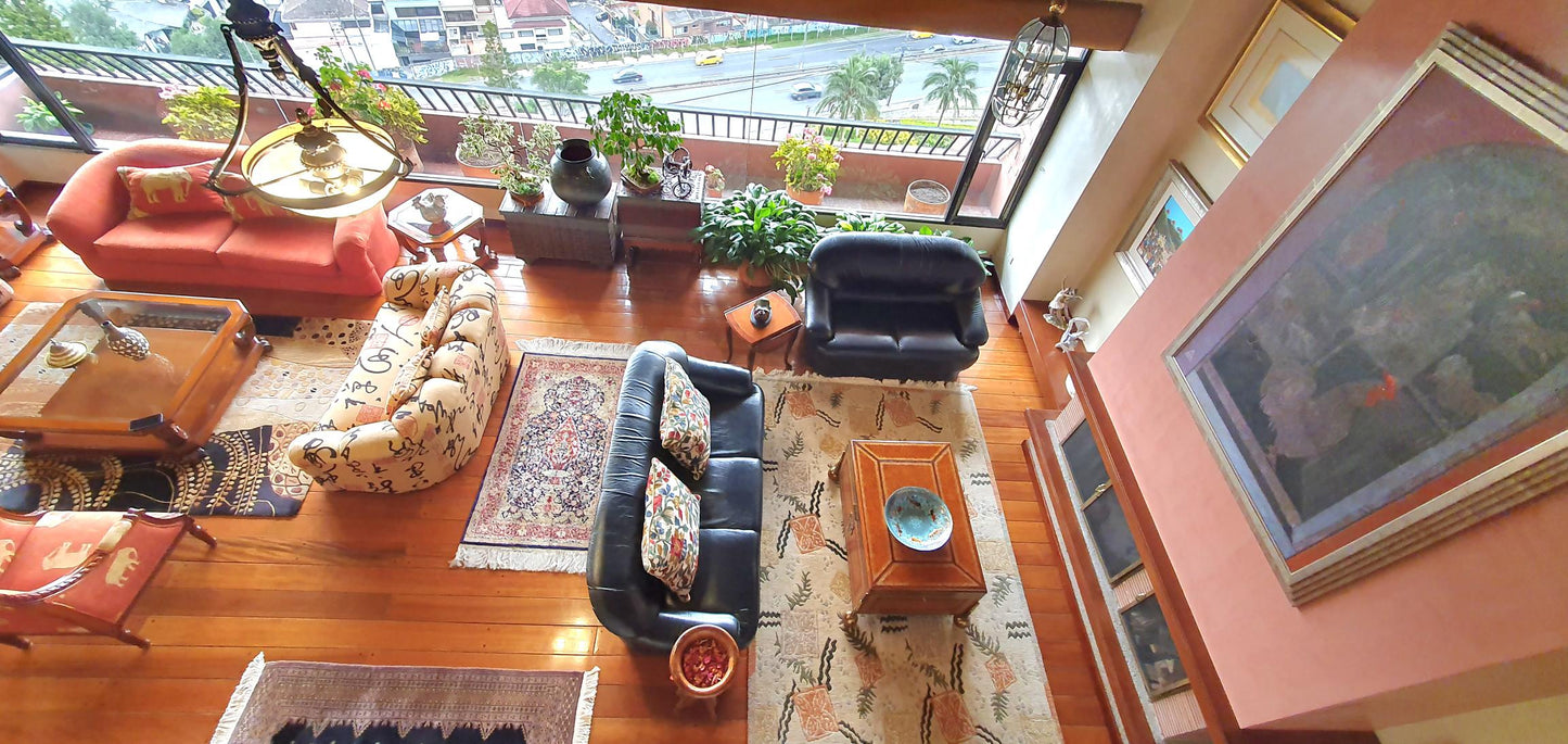 Se Vende Departamento en Conjunto Colinas del Pichincha - Av Occidental
