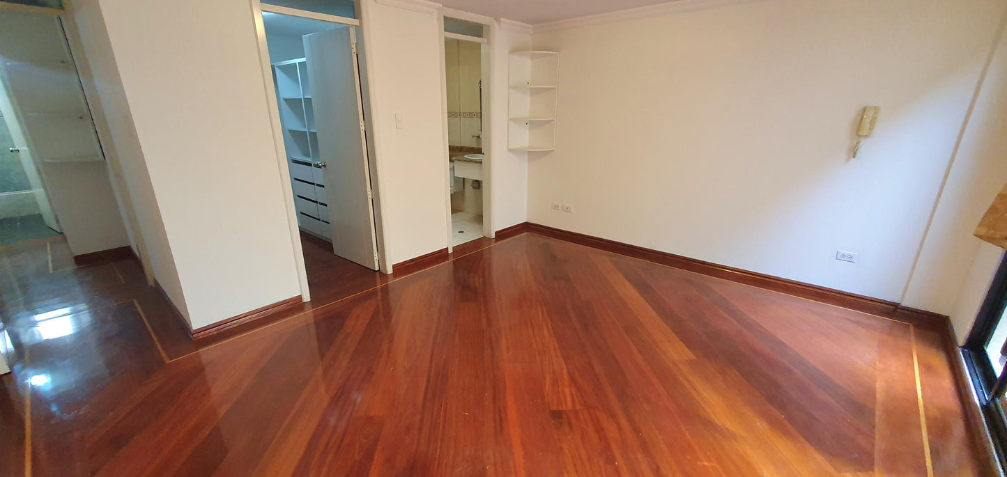 SE VENDE DEPARTAMENTO SECTOR PONCEANO