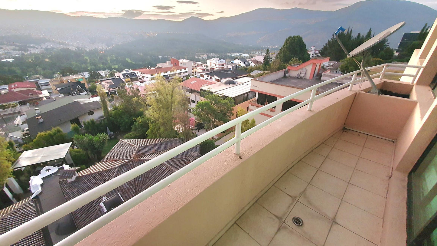 SE VENDE DEPARTAMENTO AMOBLADO SECTOR PONCEANO