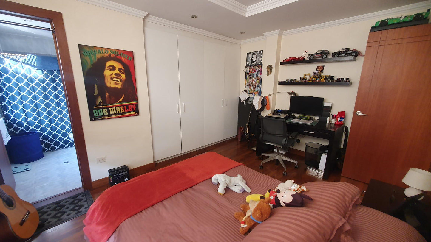 SE VENDE CASA DENTRO DE CONJUNTO EN CUMBAYA
