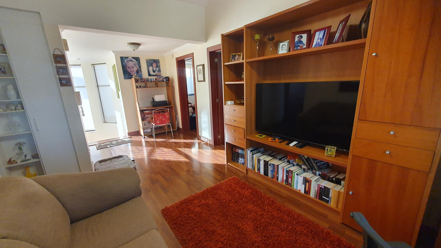 SE VENDE CASA DENTRO DE CONJUNTO EN CUMBAYA