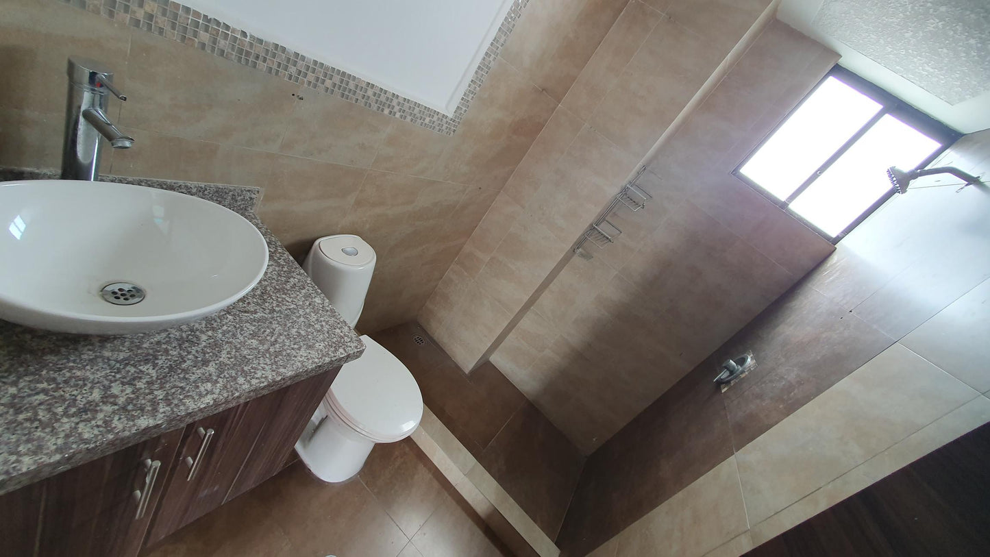 SE VENDE CASA SECTOR SAN ISIDRO - CALLE BUENOS AIRES Y DE LOS MUELLES.