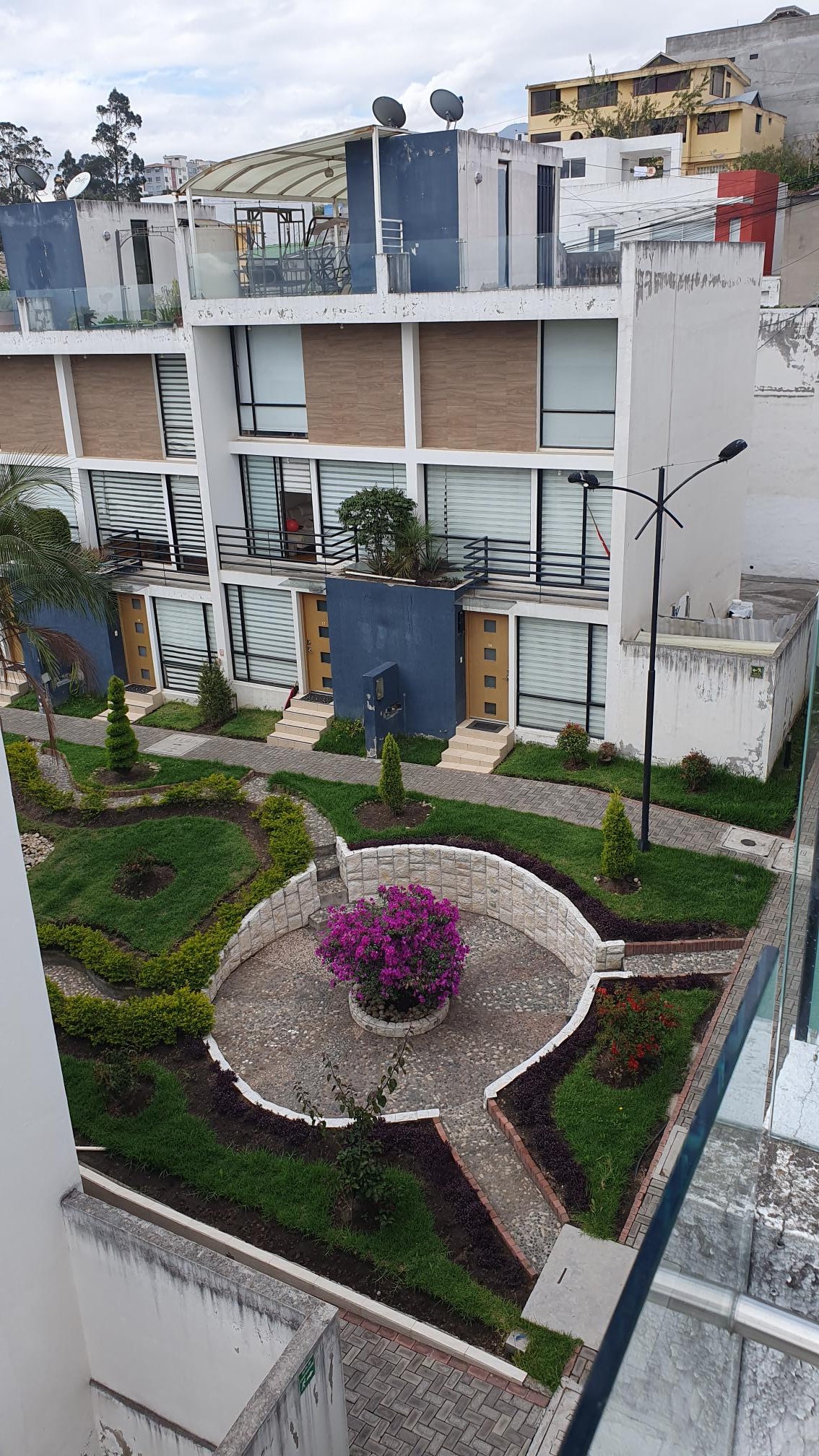 SE VENDE CASA SECTOR SAN ISIDRO - CALLE BUENOS AIRES Y DE LOS MUELLES.