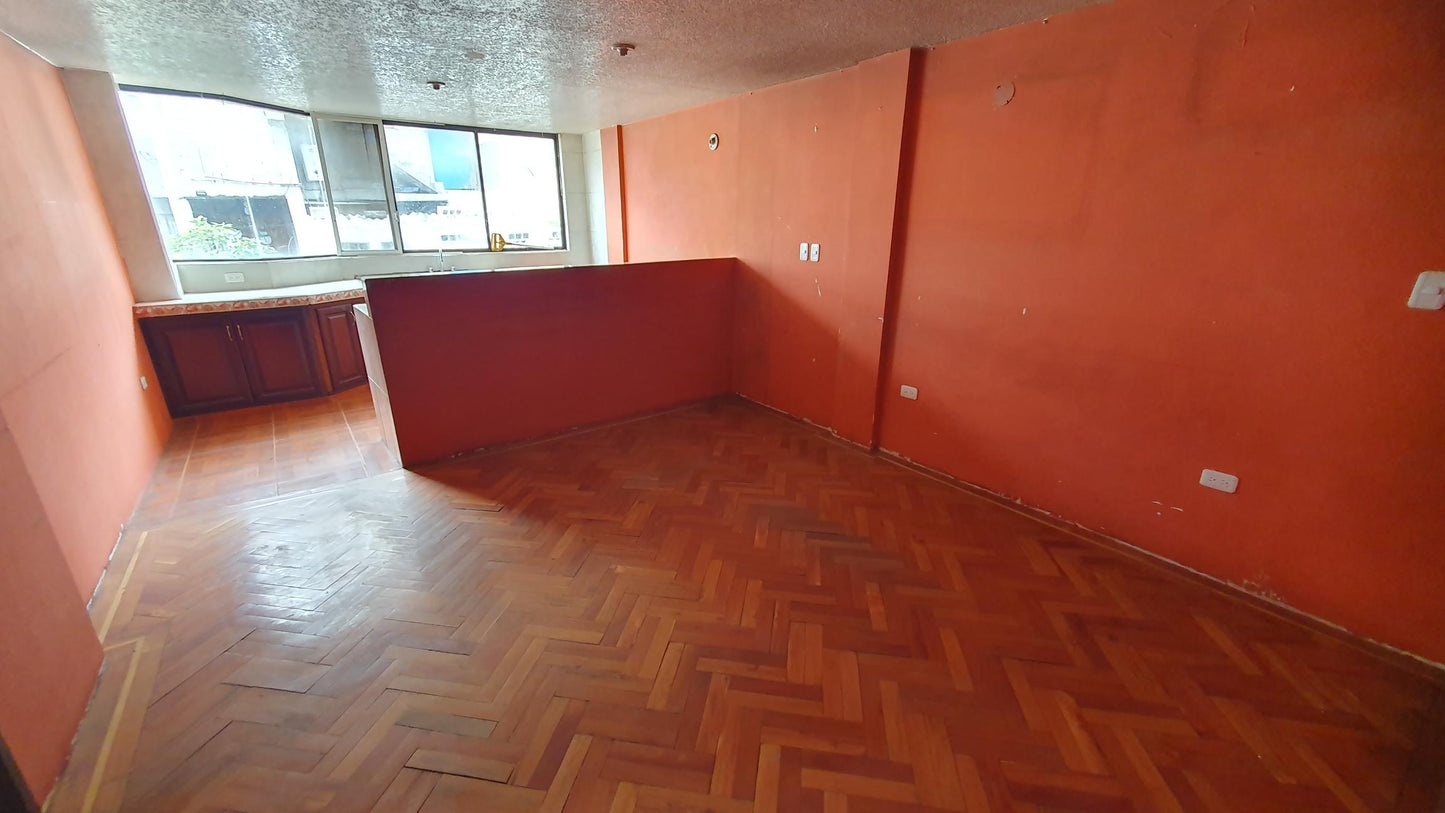 SE VENDE CASA CON TERRENO SECTOR SANTA ISABEL