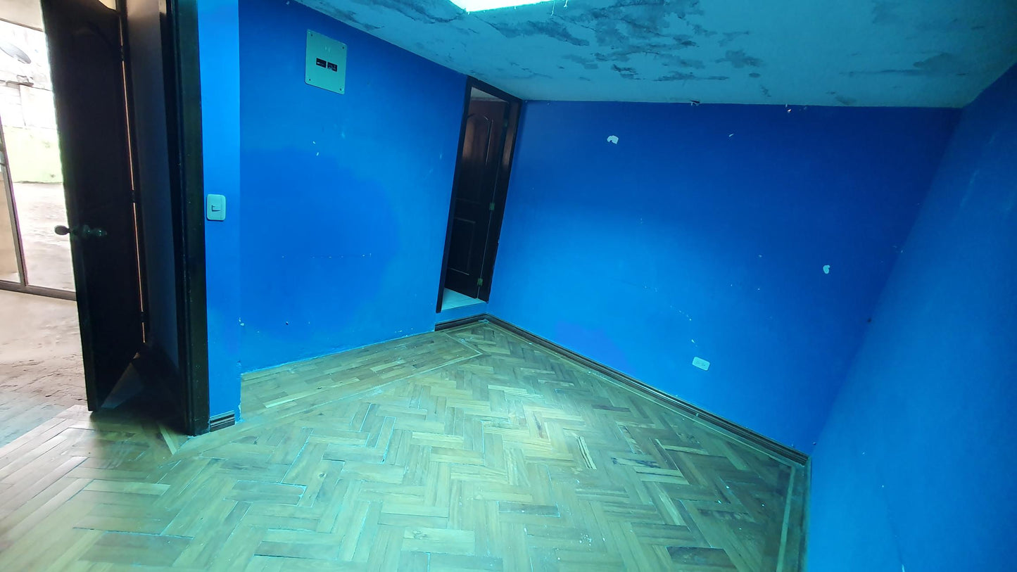 SE VENDE CASA CON TERRENO SECTOR SANTA ISABEL