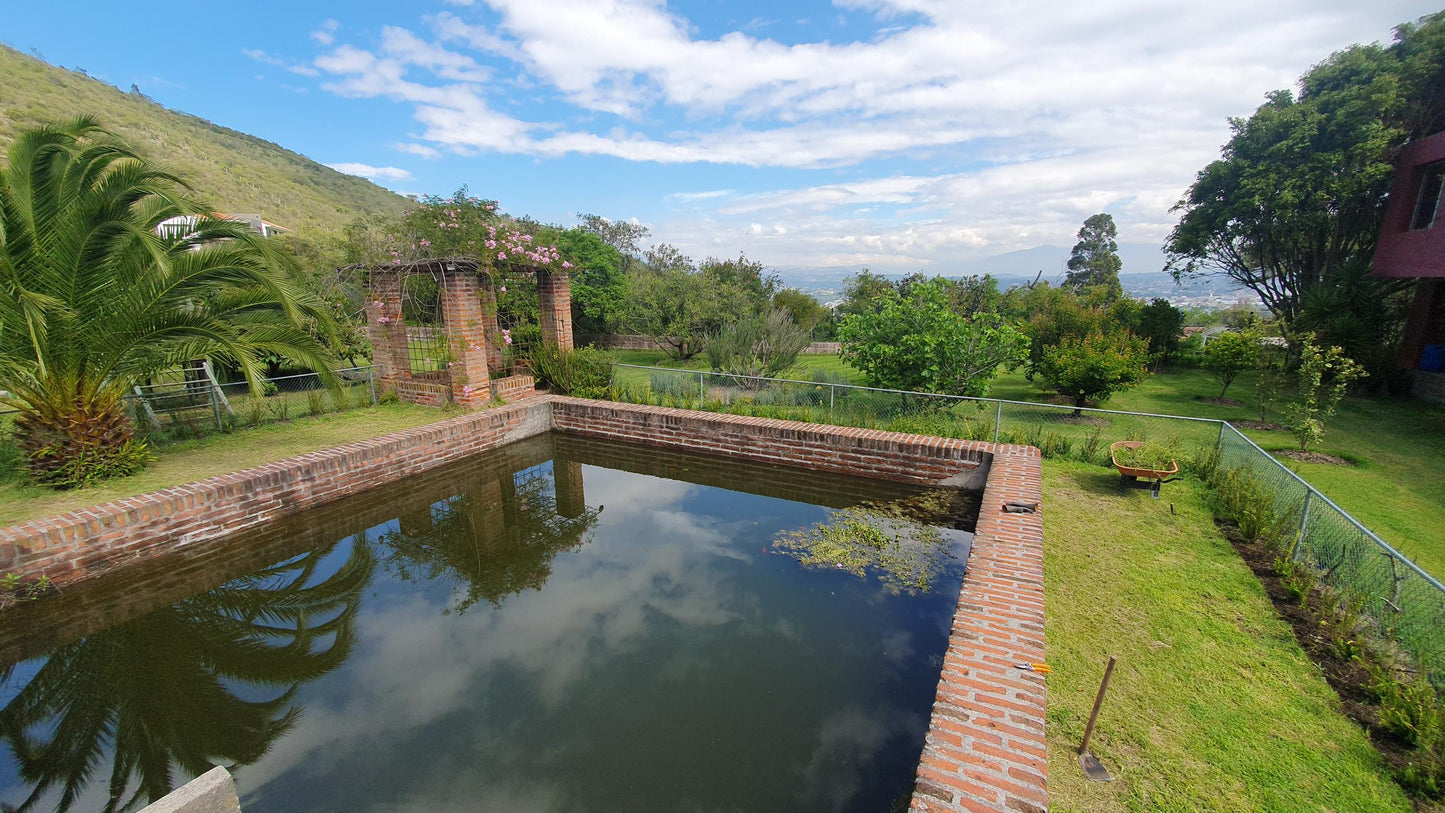 SE VENDE CASA EN TUMBACO DENTRO DEL CONJUNTO PACHOSALAS