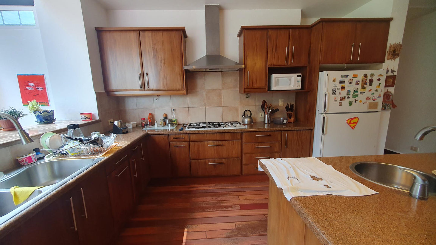 SE VENDE CASA EN TUMBACO DENTRO DEL CONJUNTO PACHOSALAS