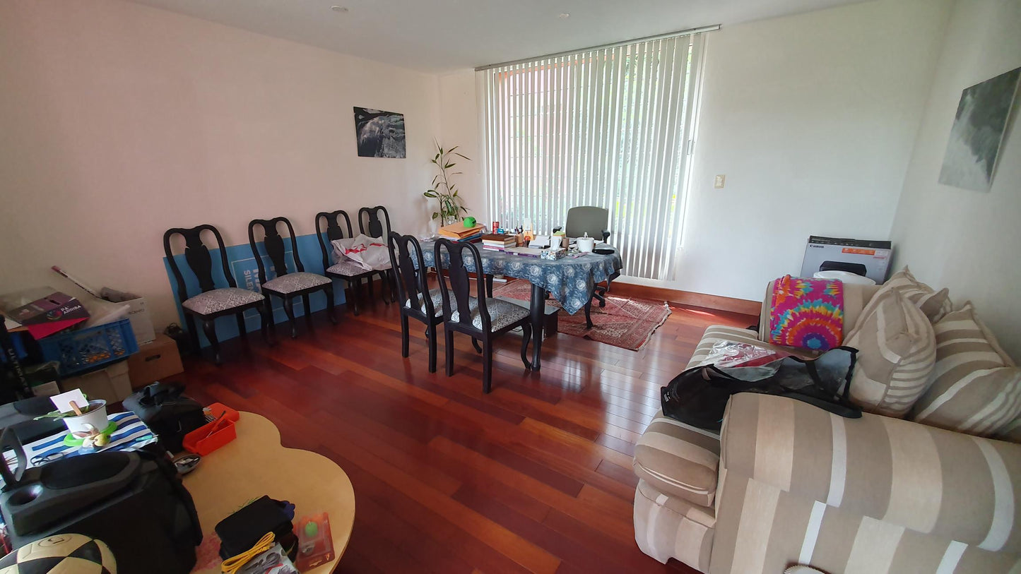 SE VENDE CASA EN TUMBACO DENTRO DEL CONJUNTO PACHOSALAS