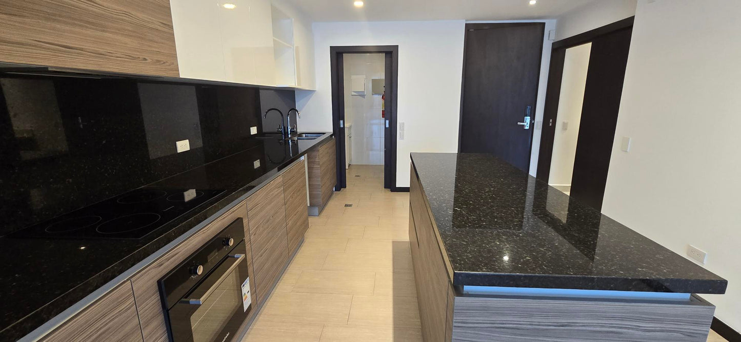 SE ARRIENDA DEPARTAMENTO SECTOR BOSMEDIANO Y AV. 6 DE DICIEMBRE.