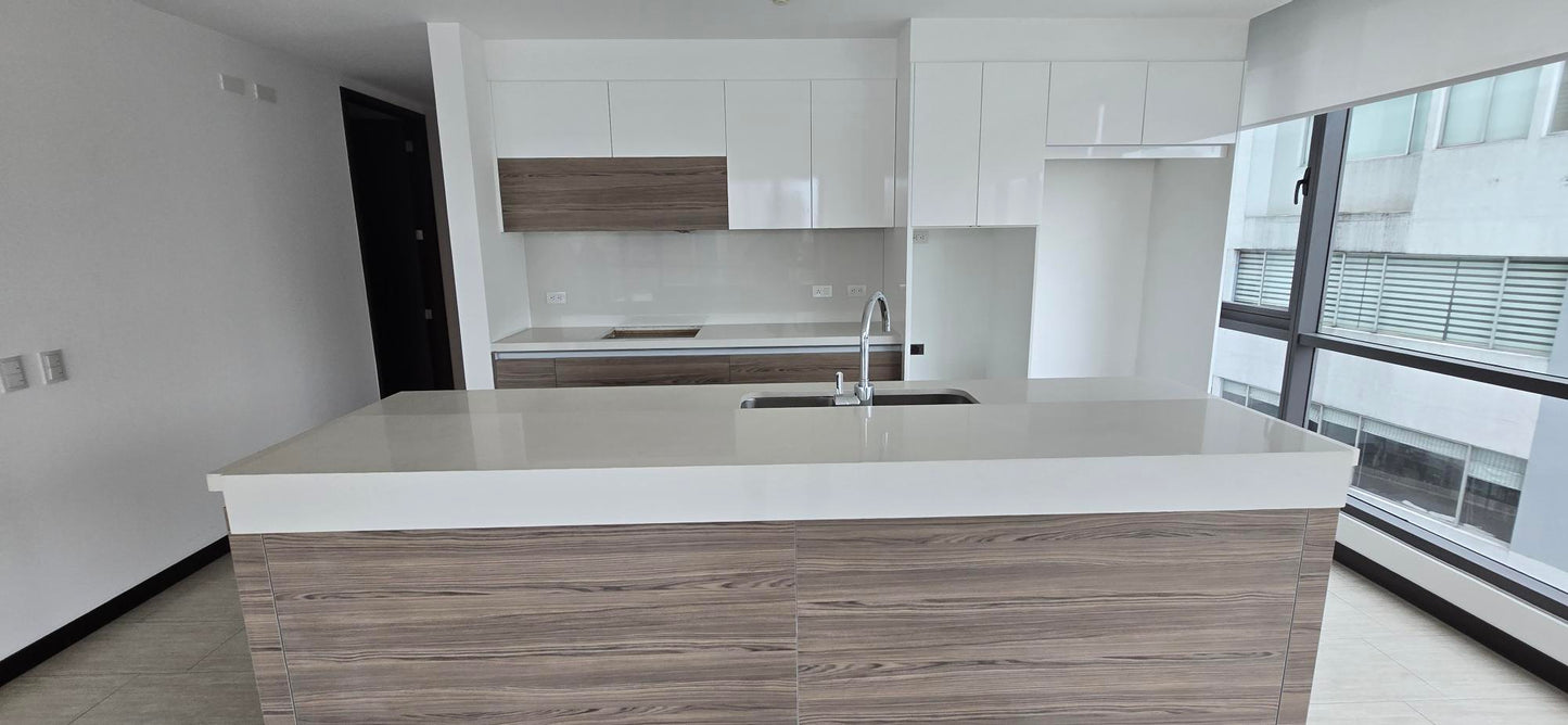 SE VENDE DEPARTAMENTO SECTOR BOSMEDIANO Y AV. 6 DE DICIEMBRE.