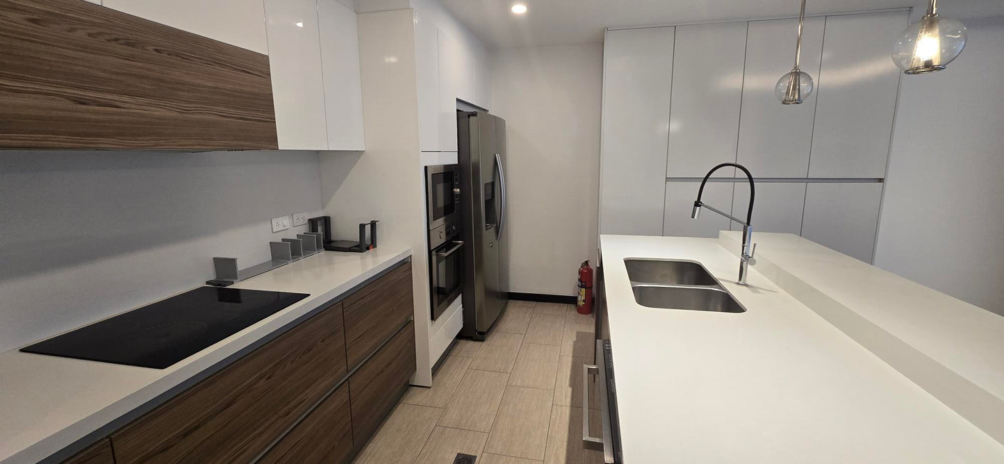 SE VENDE DEPARTAMENTO SECTOR BOSMEDIANO Y AV. 6 DE DICIEMBRE.