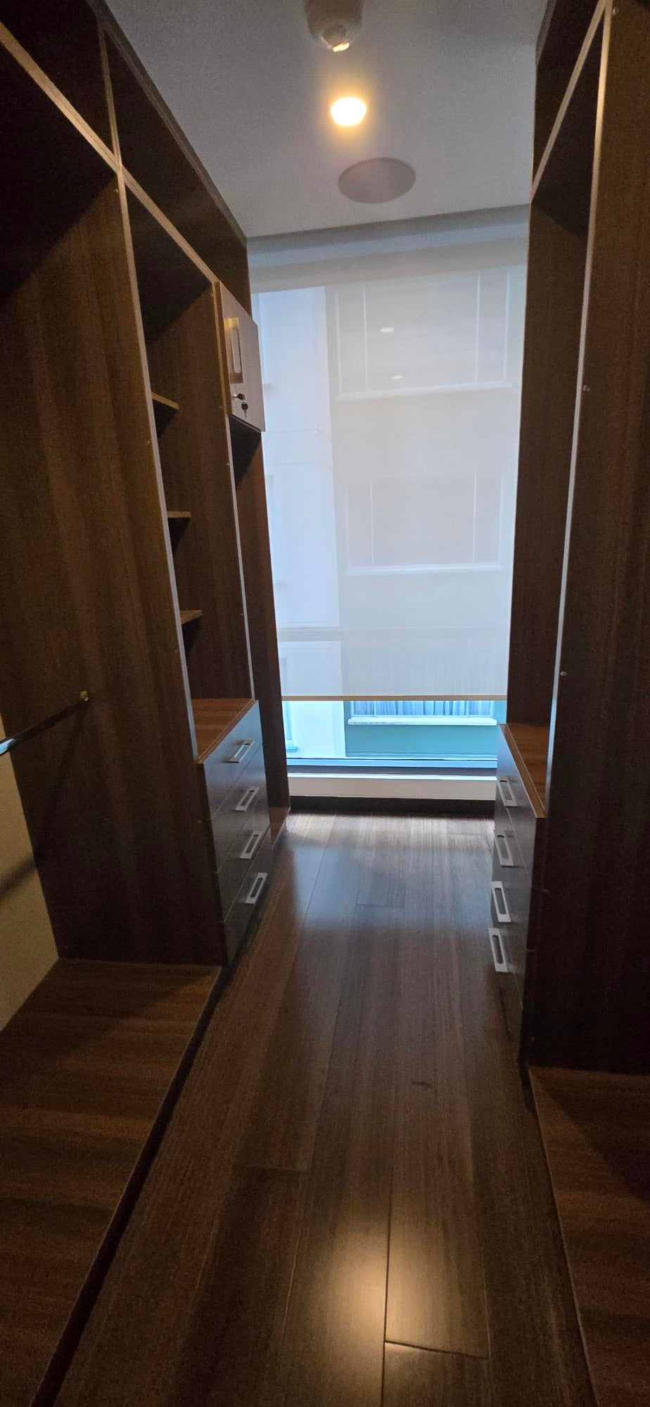 SE VENDE DEPARTAMENTO SECTOR BOSMEDIANO Y AV. 6 DE DICIEMBRE.