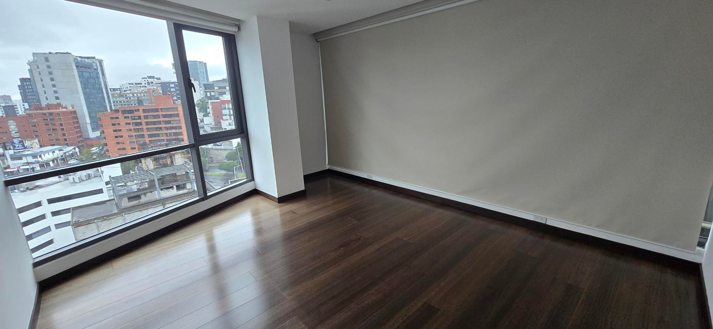 SE VENDE DEPARTAMENTO SECTOR BOSMEDIANO Y AV. 6 DE DICIEMBRE.