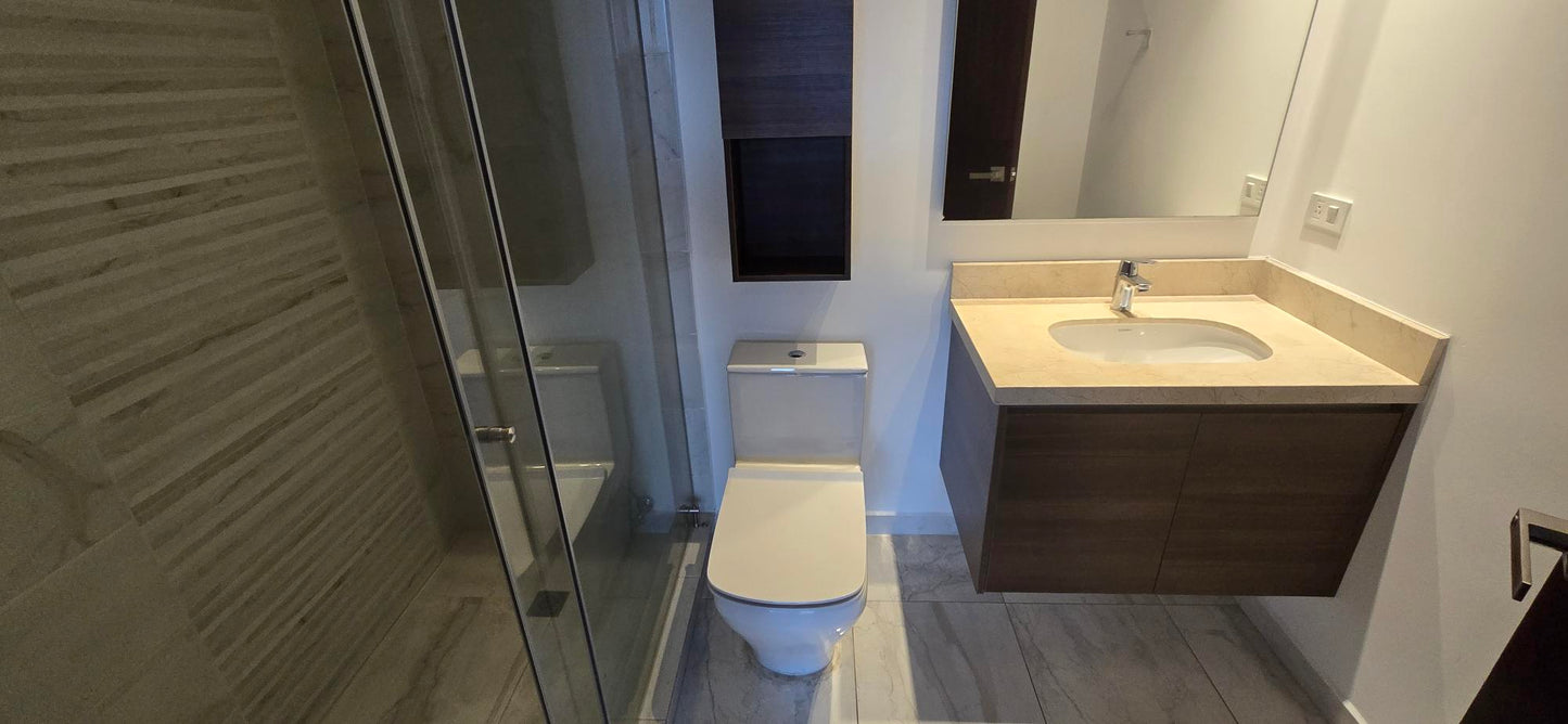SE VENDE DEPARTAMENTO SECTOR BOSMEDIANO Y AV. 6 DE DICIEMBRE.