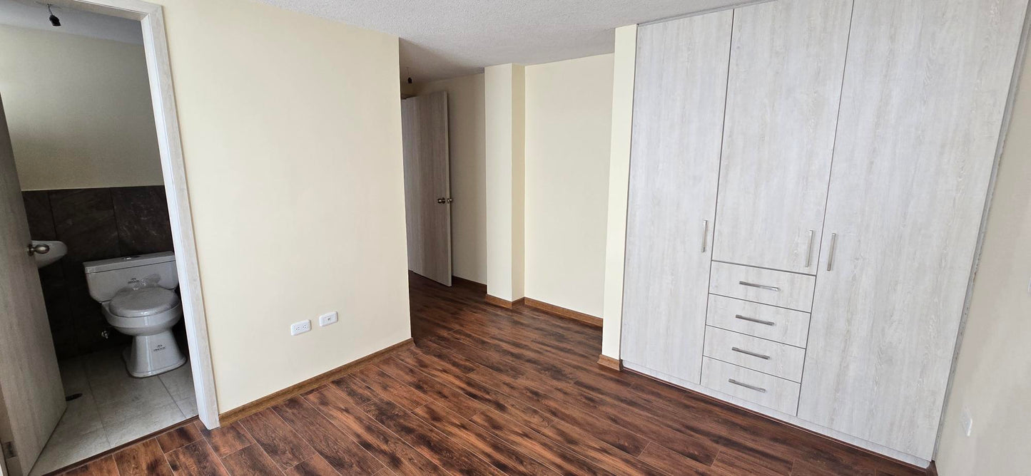 SE VENDE DEPARTAMENTO SECTOR MASTODONTES - CARCELEN.