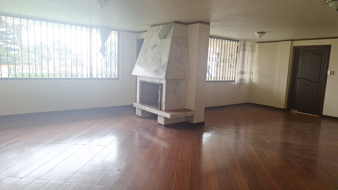 SE ARRIENDA DEPARTAMENTO EN MONTESERRIN - DENTRO DE LA URBANIZACION CAMPO ALEGRE.