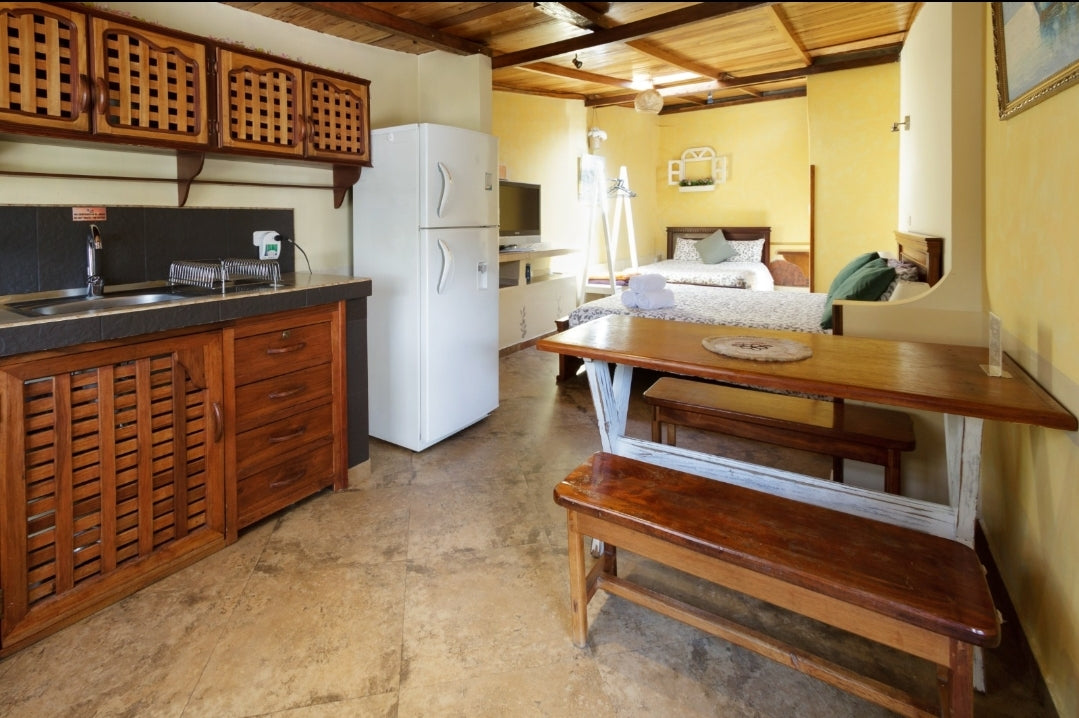 SE VENDE O SE ARRIENDA HOTEL SECTOR LA MARISCAL