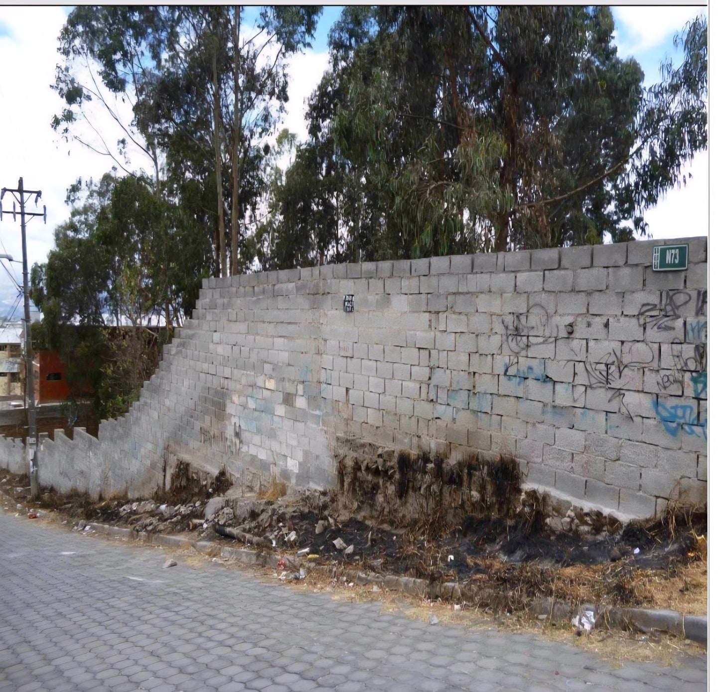 SE VENDE TERRENO EN PLENA PANAMERICANA NORTE SECTOR CARCELEN