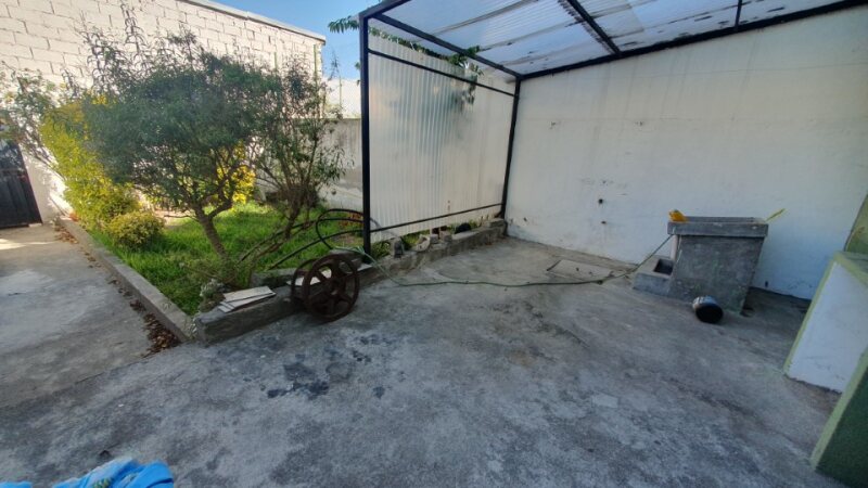 SE VENDE CASA EN CALDERON
