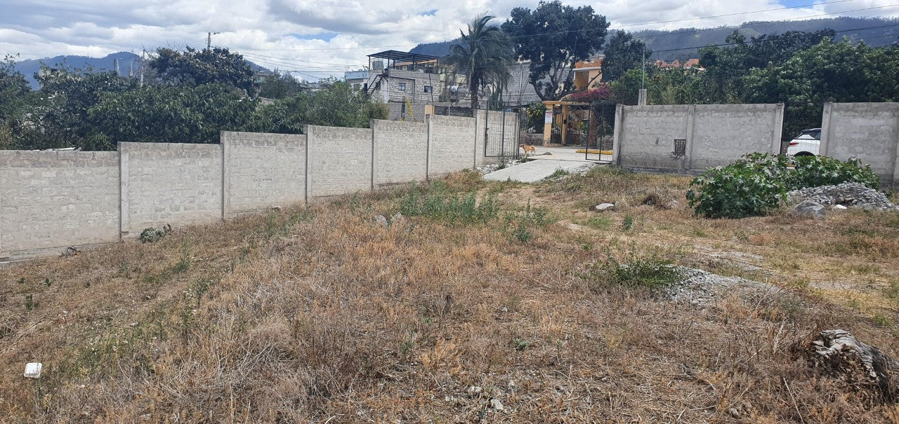 Se Vende Terreno en El Sector de Nayon
