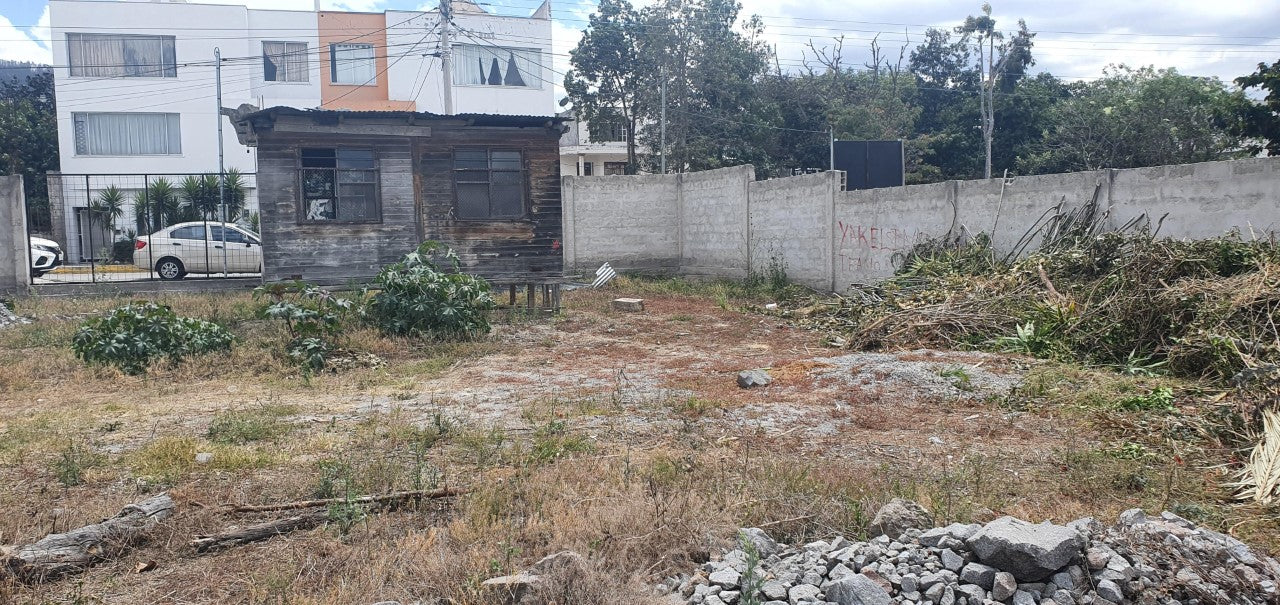 Se Vende Terreno en El Sector de Nayon