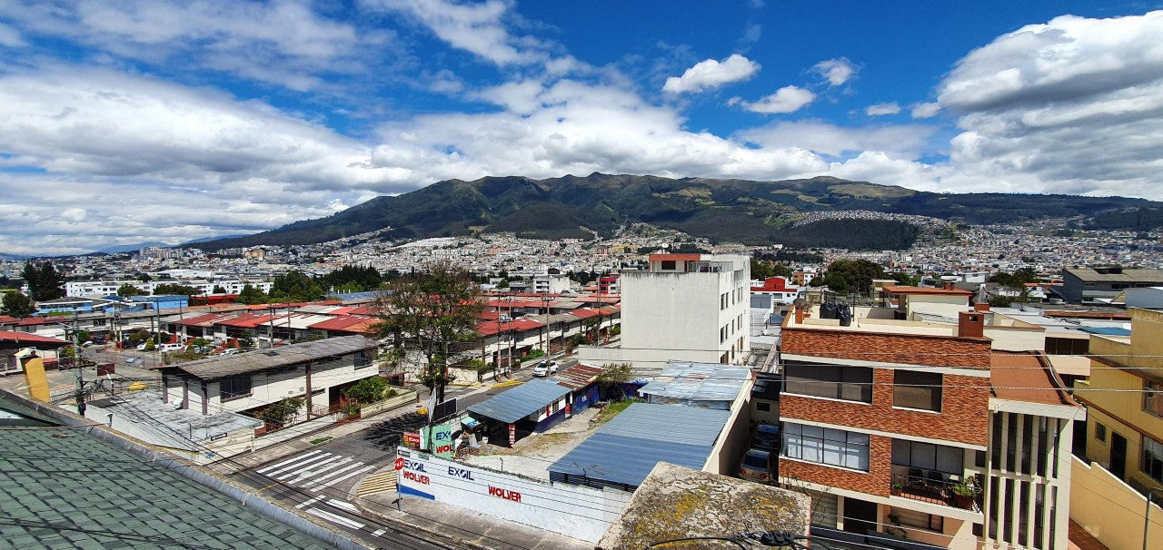 Se Vende Casa o Edificio Sector Colegio Aeronautico