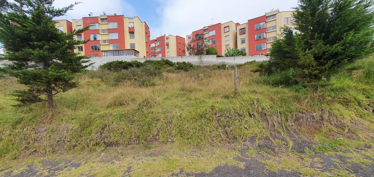 SE VENDE TERRENO EN EL SECTOR DE SAM MIGUEL DE AMAGASI - EL INCA