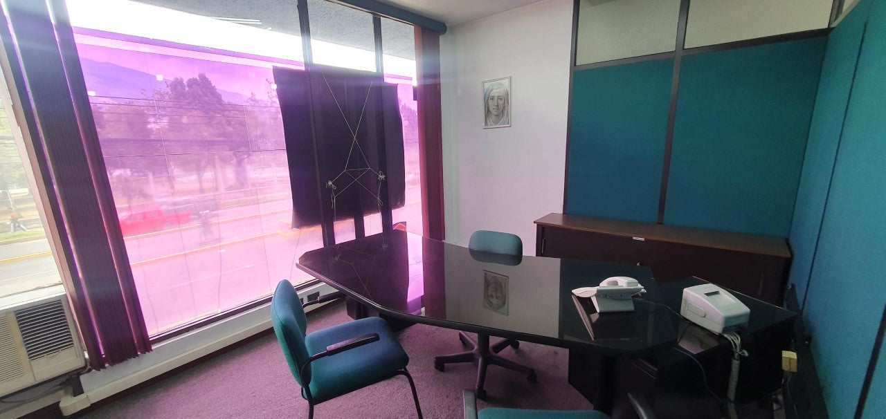 SE ARRIENDA LOCAL COMERCIAL SECTOR AV. 6 DE DICIEMBRE Y PORTETE
