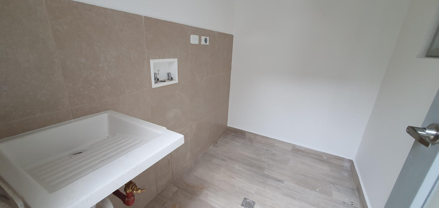 Se Vende Casa a Estrenar en Conocoto