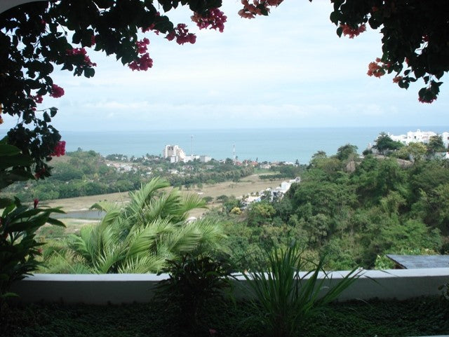 Se Vende Departamento Amoblado Sector Casa Blanca
