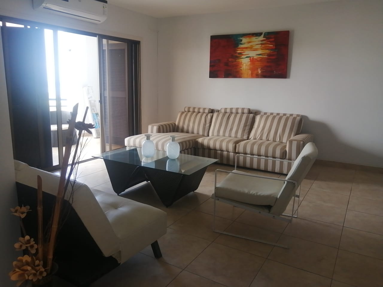 Se Vende Departamento Sector Casa Blanca - SAME - ESMERALDAS