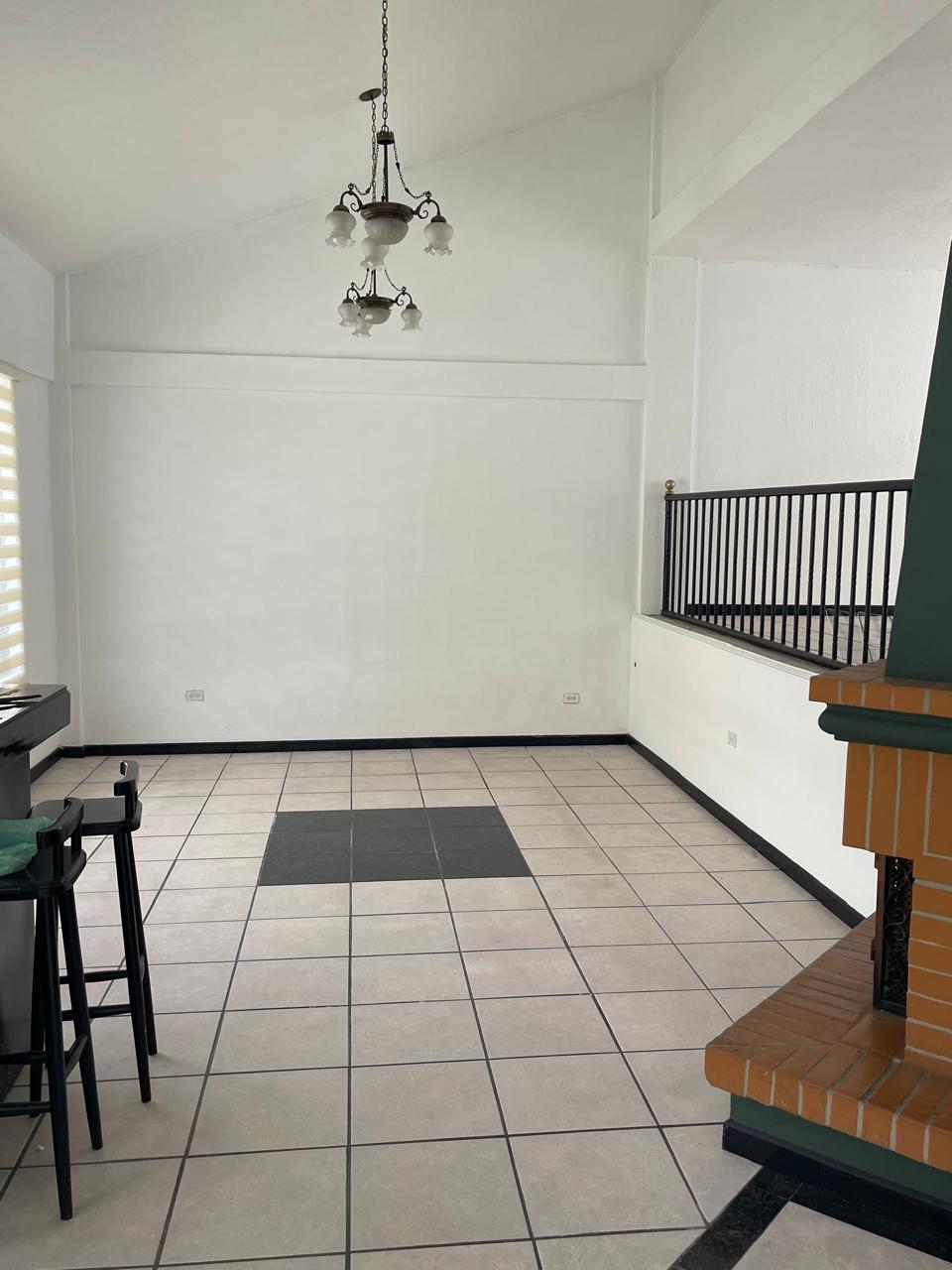 SE VENDE CASA SECTOR SAN ISIDRO DEL INCA