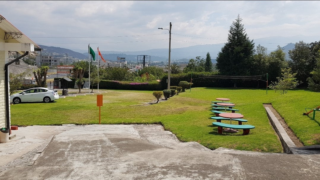 Se Vende Restaurante - Finca en Guayllabamba