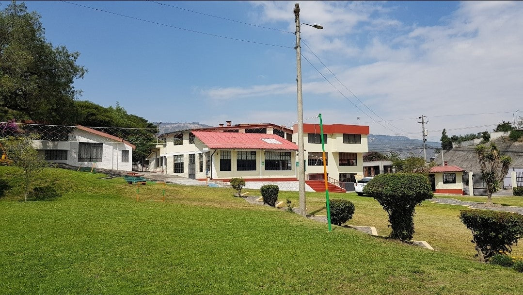 Se Vende Restaurante - Finca en Guayllabamba