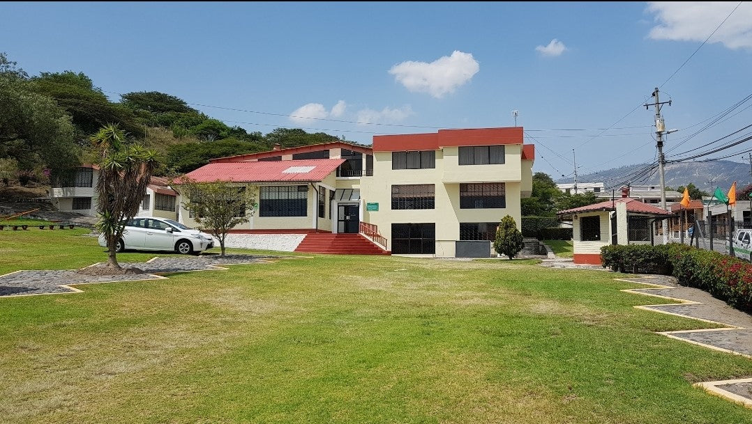 Se Vende Restaurante - Finca en Guayllabamba