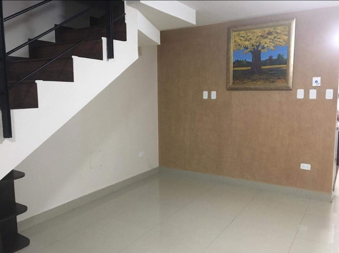 Se Vende Casa - Sector San Isidro del Inca