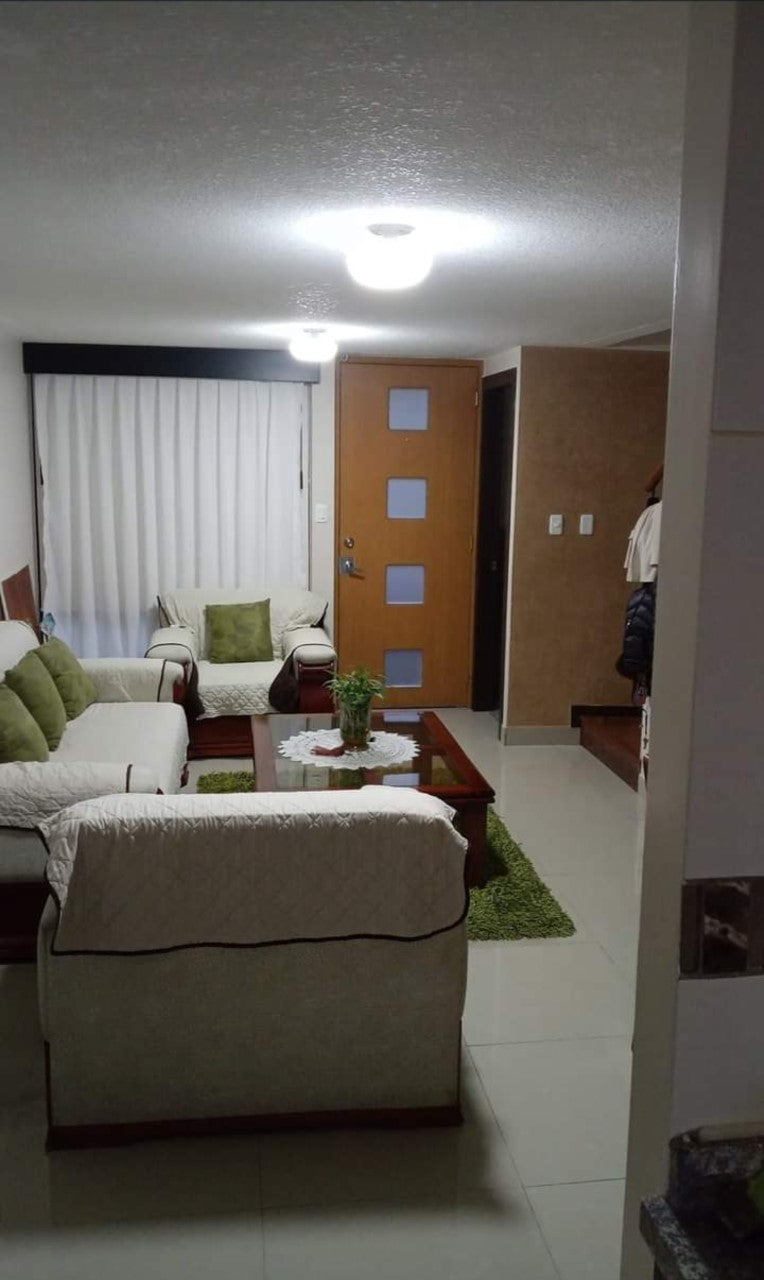 Se Vende Casa - Sector San Isidro del Inca