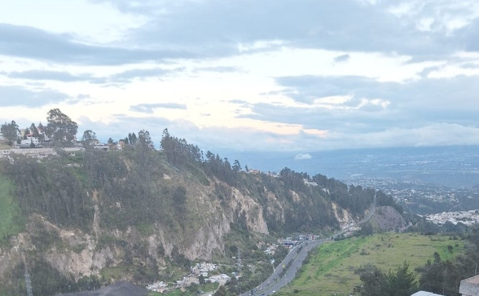 Se Vende Departamento Sector Monteserrin