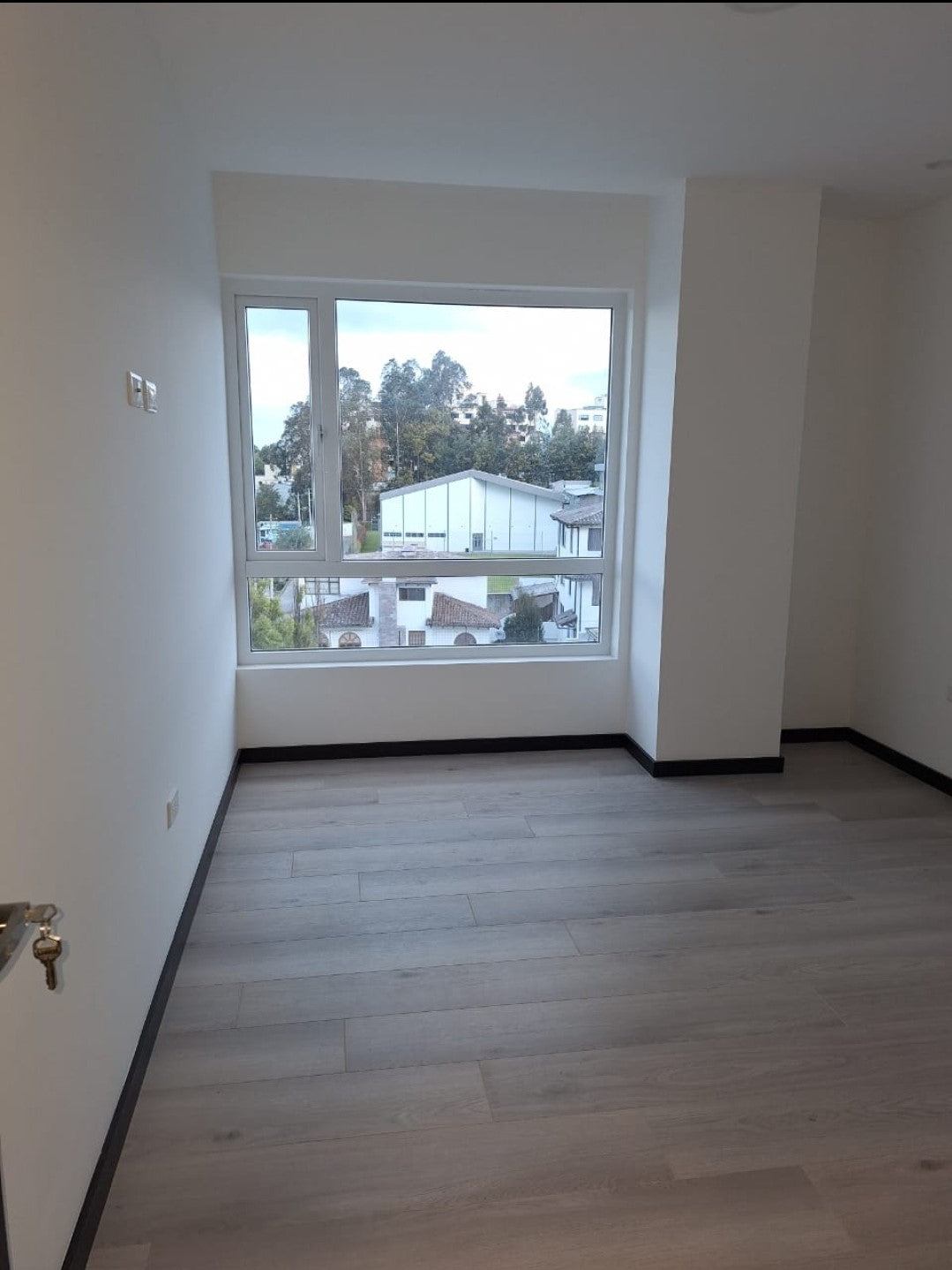 Se Vende Departamento Sector Monteserrin