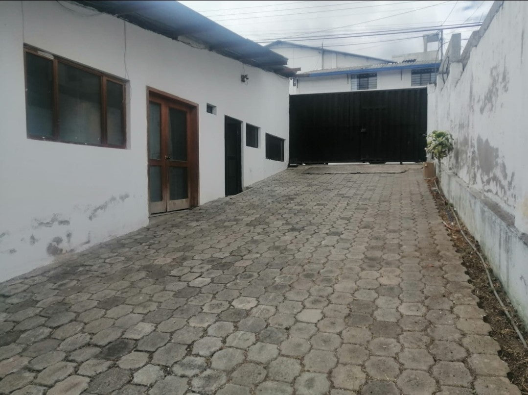 Se Vende Galpon Sector 6 de Diciembre