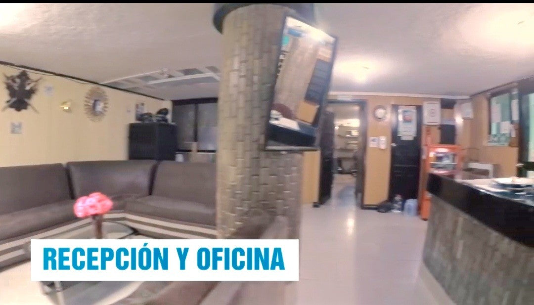 SE VENDE HOTEL EN PLENO CENTRO DE IBARRA