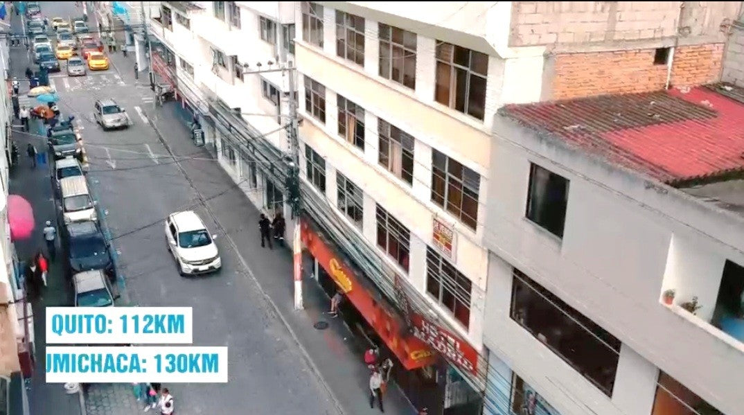 SE VENDE HOTEL EN PLENO CENTRO DE IBARRA